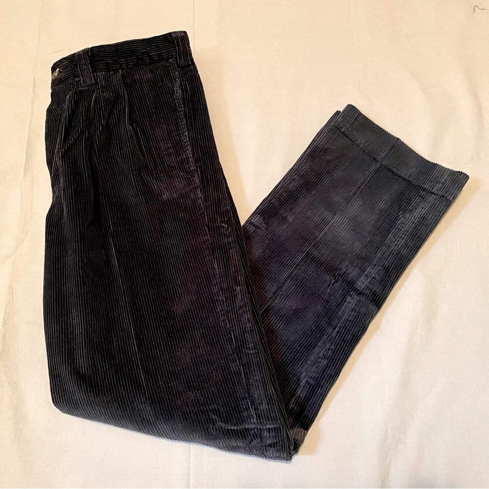 LL Bean Men’s Classic Fit Corduroy Pants Size 31